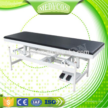 Table gynécologique par moteur électrique